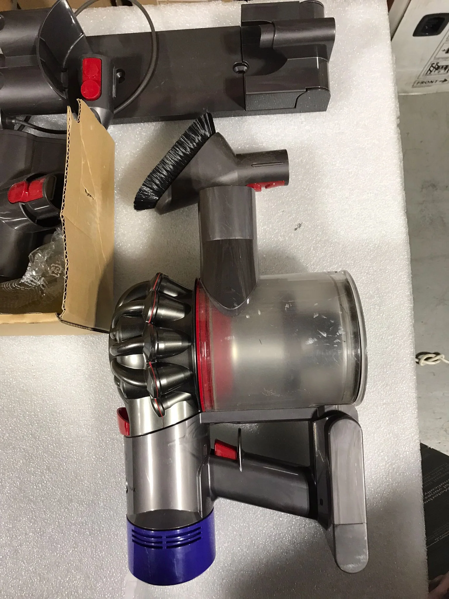 Dyson V7 Animal Cordless Stick Vacuum Cleaner, Iron - Image 7