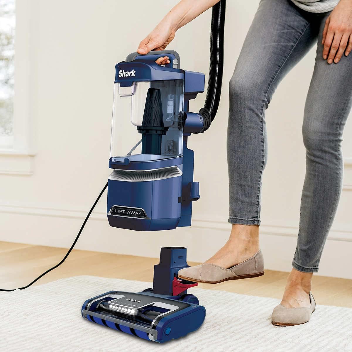 ***CLEARANCE*** Shark UV850 Performance Lift-Away ADV DuoClean PowerFins Upright Vacuum with Self-Cleaning Brushroll Powerful Pet Hair Pickup and HEPA Filter - Image 6