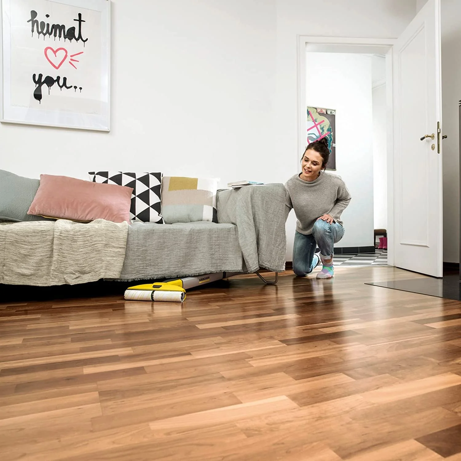 Karcher FC 3 Cordless Hard Floor Cleaner - Image 4