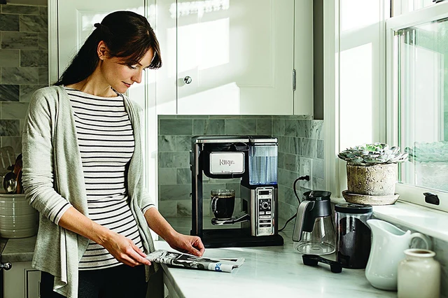 Ninja Coffee Bar Glass Carafe System, Black/Stainless Steel (CF092) - Image 4
