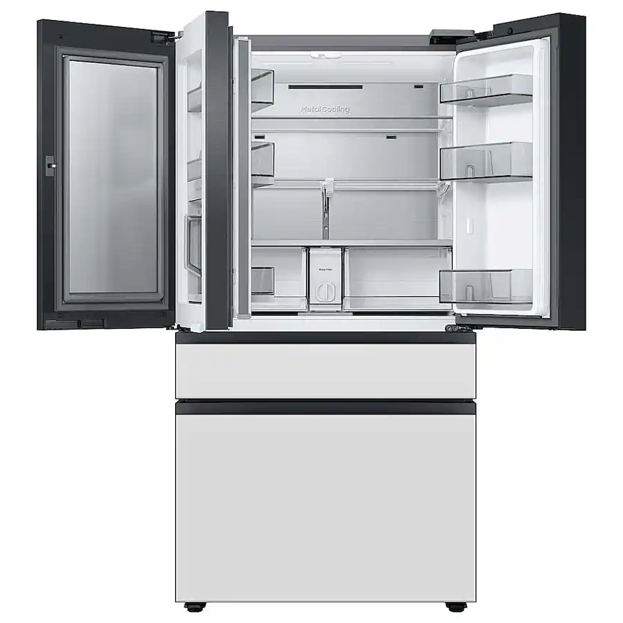 Samsung - BESPOKE 29 cu. ft. 4-Door French Door Smart Refrigerator with Beverage Center (RF29BB860012) - White Glass - Image 3