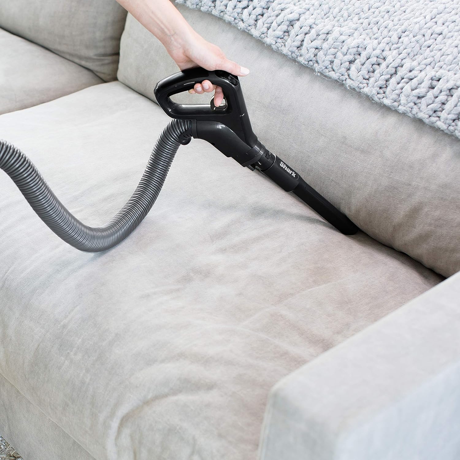 Shark ION P50 Lightweight Cordless Upright Handheld Vacuum - Image 6