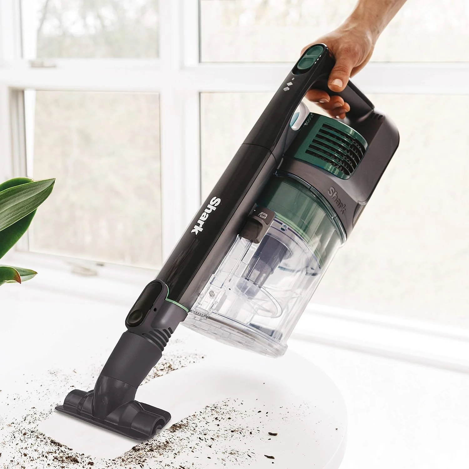 Shark IZ140 Rocket Pro Lightweight Cordless Stick Vacuum with Self-Cleaning Brushroll - Image 4