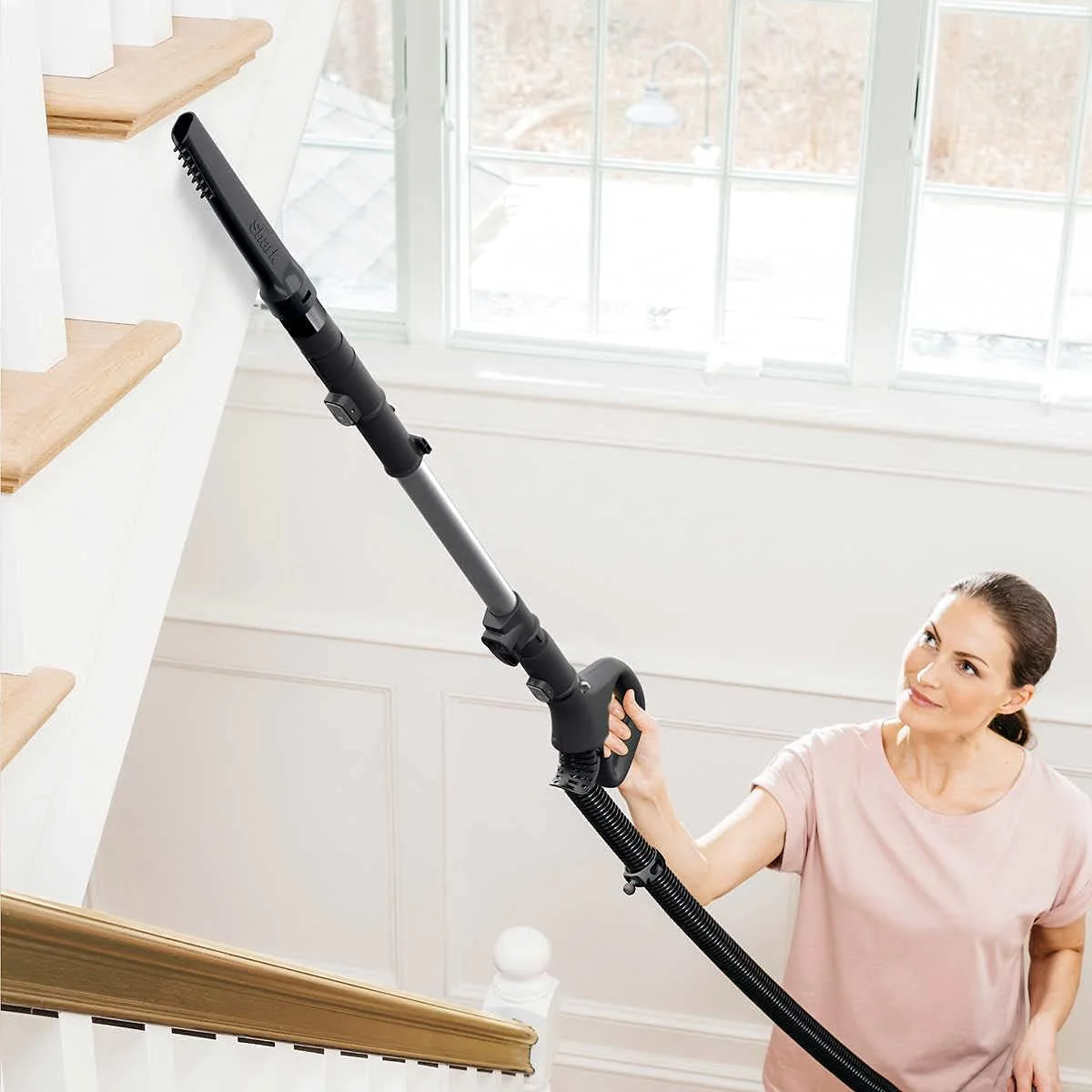 Shark UV725 Navigator Lift-Away with Self Cleaning Brushroll Upright Vacuum with HEPA Filter - Image 2