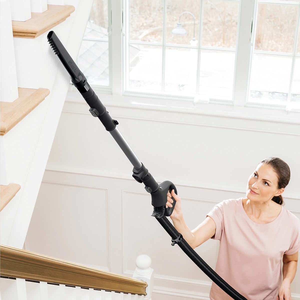 Shark UV725 Navigator Lift-Away with Self Cleaning Brushroll Upright Vacuum with HEPA Filter - Image 3