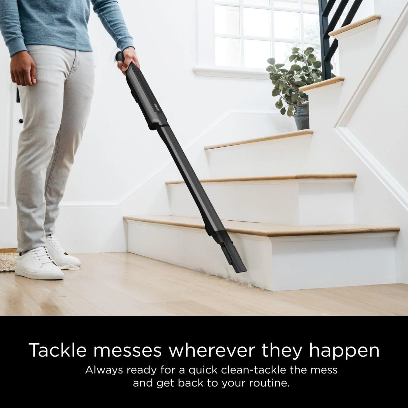 Shark WS642 WANDVAC System Pet Ultra-Lightweight Cordless Stick Vacuum with PowerFins Brushroll & Charging Dock - Image 3